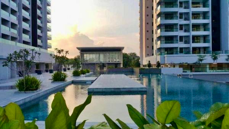 For Sale - Paragon 3