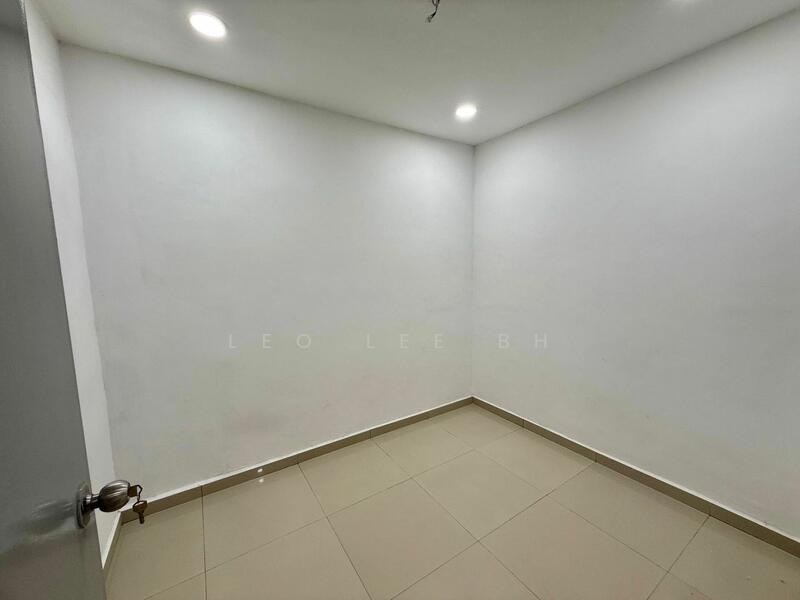 Untuk Dijual - Jalan Gelam, Taman Rinting, Masai
