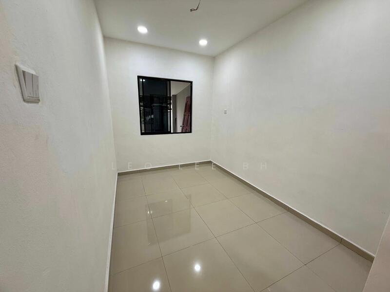 Untuk Dijual - Jalan Gelam, Taman Rinting, Masai