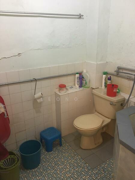 Untuk Dijual - JALAN ABDULLAH ARIFF, AYER ITAM