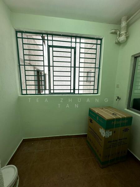 Untuk Disewa - OUG Parklane