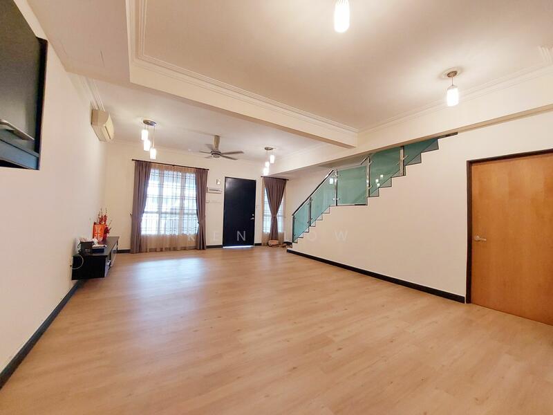 Untuk Dijual - 2-storey Terrace House at Taman Saga Emas