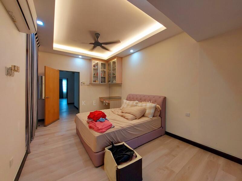 Untuk Dijual - 2-storey Terrace House at Taman Saga Emas