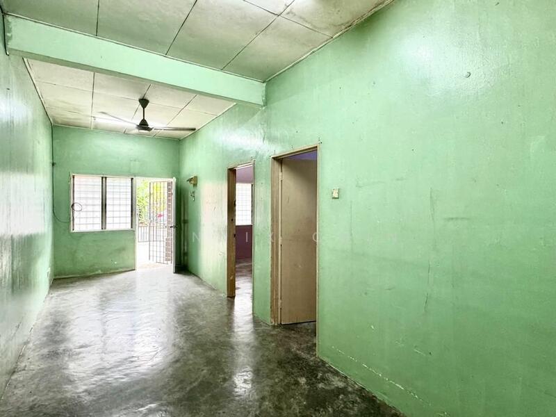 For Sale - 1-storey Terraced House at Bandar Mahkota Banting