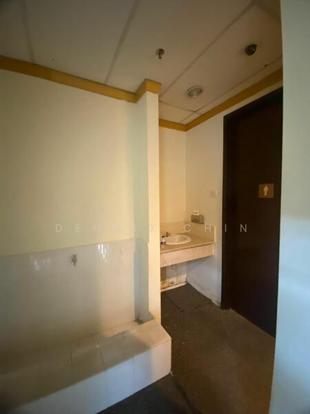 For Rent - Office Suite at Jalan Ampang, The Ampwalk Mall