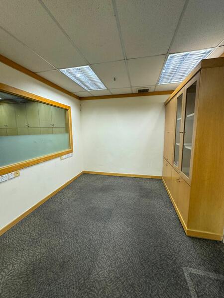 For Rent - Office Suite at Jalan Ampang, The Ampwalk Mall