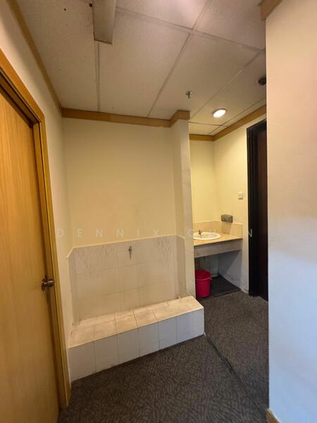 For Rent - Office Suite at Jalan Ampang, The Ampwalk Mall
