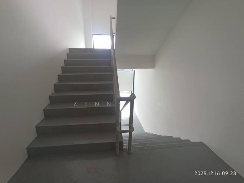 Untuk Disewa - Pandamaran Industrial Estate