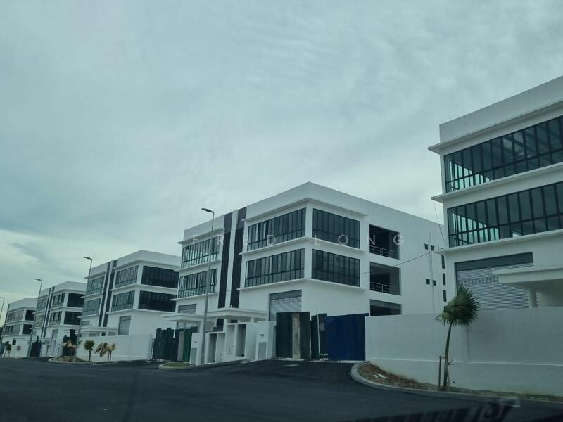 Semi-D Factory for Sale in Seri Kembangan Industrial Area (Seri Kembangan) - Alfred Long - PropertyGuru.com.my