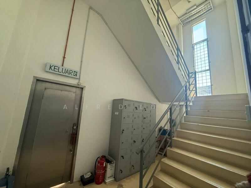 Semi-D Factory for Sale in Seri Kembangan Industrial Area (Seri Kembangan) - Alfred Long - PropertyGuru.com.my