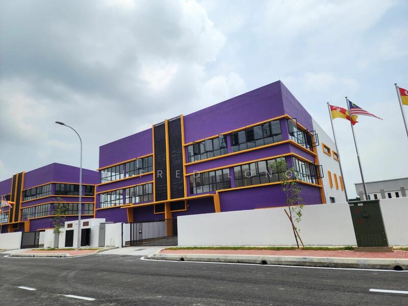 Semi-D Factory for Sale in Seri Kembangan Industrial Area (Seri Kembangan) - Alfred Long - PropertyGuru.com.my