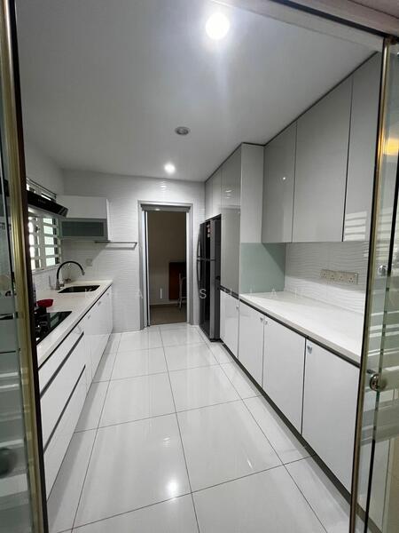 For Rent - One World 2 (1-Sky)