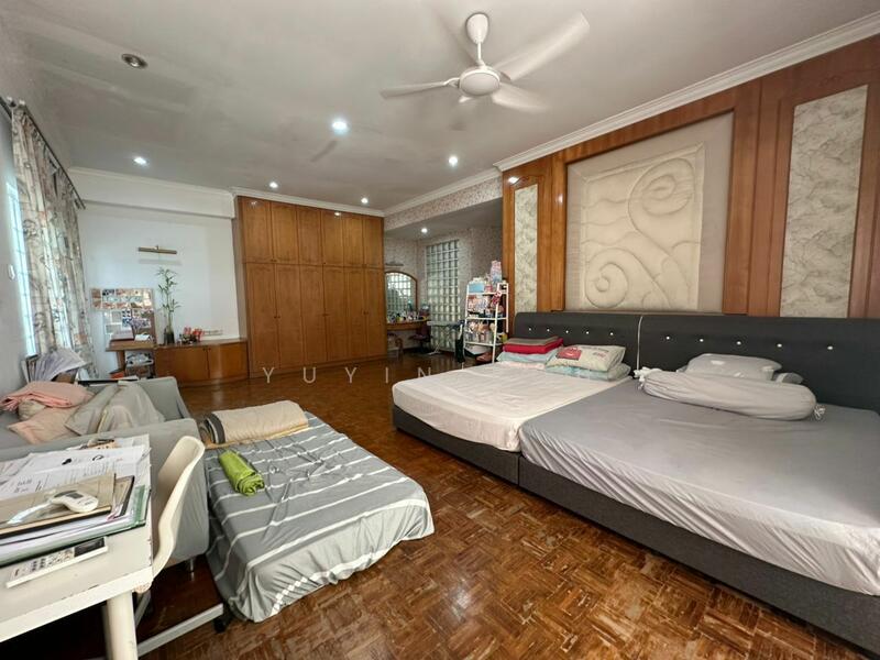 For Sale - Semi-Detached House at Taman Suria