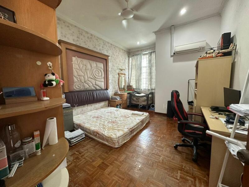 For Sale - Semi-Detached House at Taman Suria