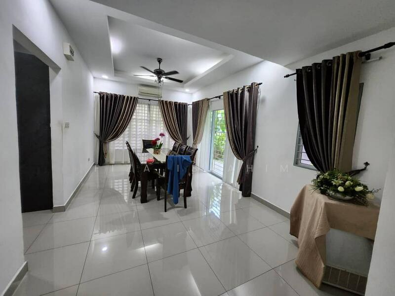 Untuk Dijual - Bandar Tasik Kesuma