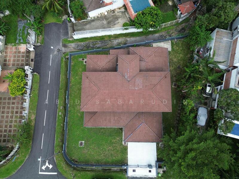 Untuk Disewa - Prime Location Bungalow @ Jalan Maktab, Semarak