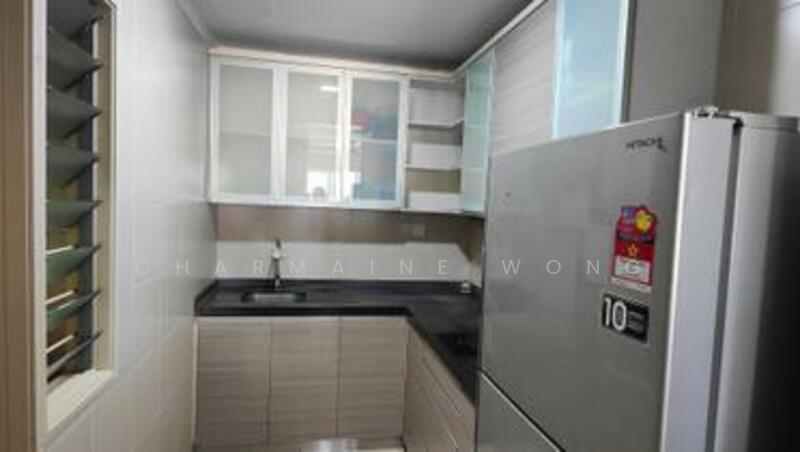 For Rent - Tiara Mutiara / The Crown