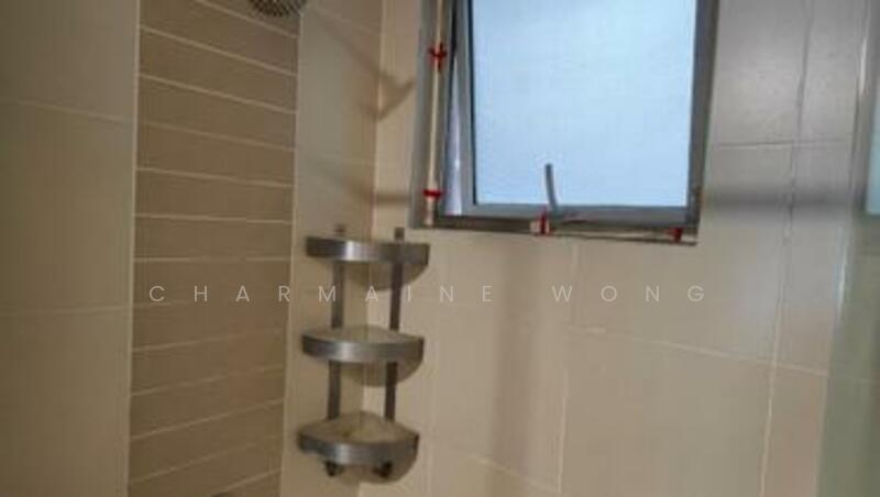 For Rent - Tiara Mutiara / The Crown