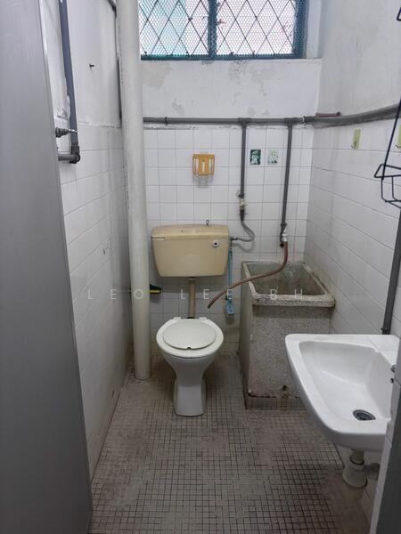 Untuk Dijual - Stulang Laut