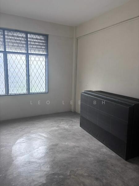 Untuk Dijual - Stulang Laut