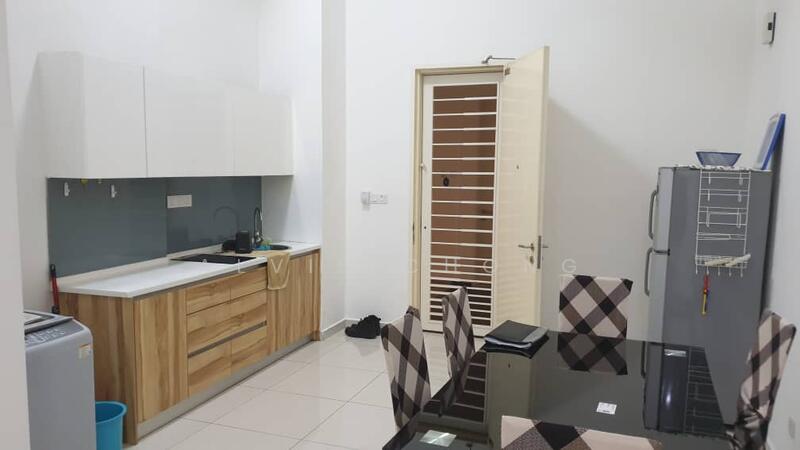 Untuk Disewa - Avenue D'Vogue