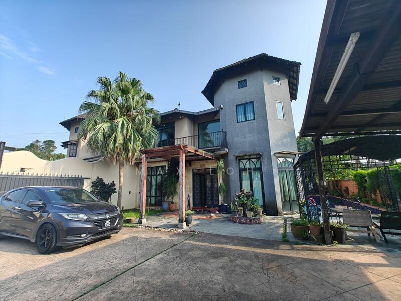 For Sale - Taman Kolam Air, JB Town, Linked Bungalow & Semi D