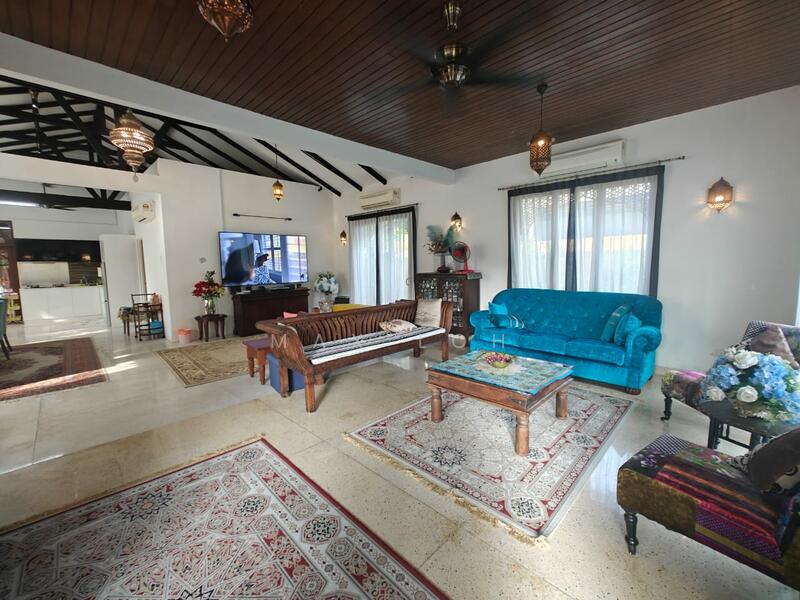 For Sale - Taman Kolam Air, JB Town, Linked Bungalow & Semi D