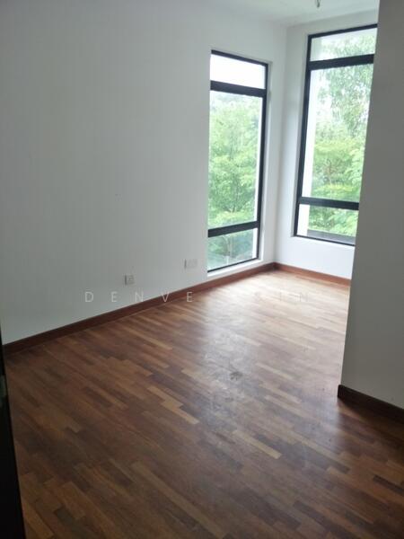 For Sale - TTDI Grove