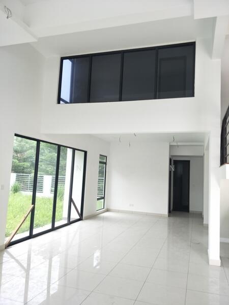 For Sale - TTDI Grove