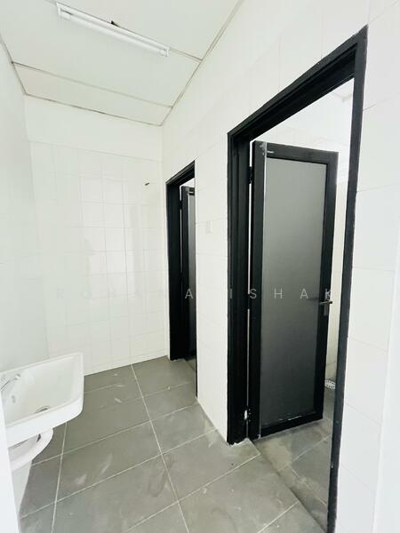 For Rent - SHOPLOT Level 1 CORNER DATARAN SURIA, Puncak Alam