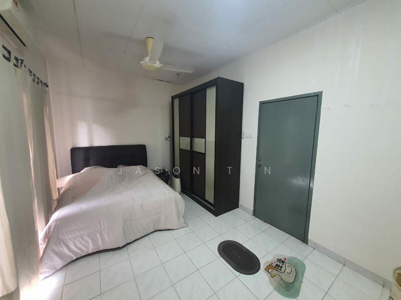 2-storey Terraced House for Sale in Bandar Putra Permai (Seri Kembangan) - Jason Tan - PropertyGuru.com.my