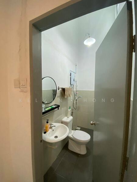 Meru Chepor Idaman Partially Furnish 2 Sty untuk Untuk Disewa - RM 1,400 /bulan, Feb 2026 - PropertyGuru.com.my