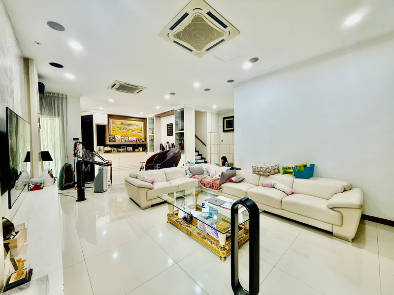 Untuk Dijual - 3-storey Terraced House at Beverly Heights