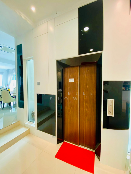 Untuk Dijual - 3-storey Terraced House at Beverly Heights