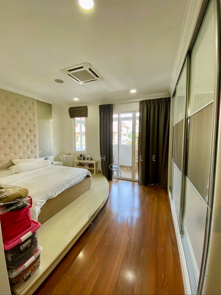 Untuk Dijual - 3-storey Terraced House at Beverly Heights