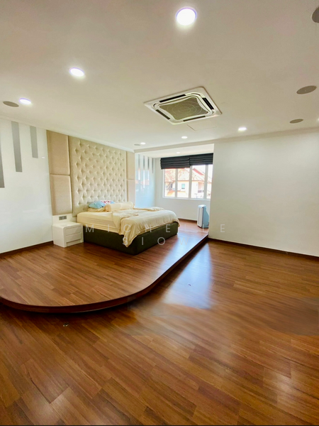 Untuk Dijual - 3-storey Terraced House at Beverly Heights