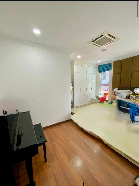 Untuk Dijual - 3-storey Terraced House at Beverly Heights