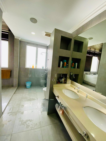 Untuk Dijual - 3-storey Terraced House at Beverly Heights