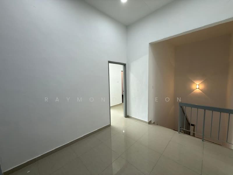 Rumah Teres 2 Tingkat untuk Dijual di Taman Molek (Johor Bahru) - Raymond Cheon - PropertyGuru.com.my
