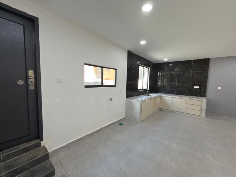 Rumah Teres 2 Tingkat untuk Dijual di Taman Molek (Johor Bahru) - Raymond Cheon - PropertyGuru.com.my