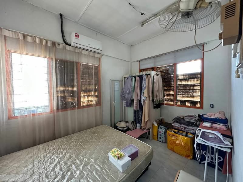 Flat for Sale at Flat Taman Perling - Hooi Yee Lee - PropertyGuru.com.my
