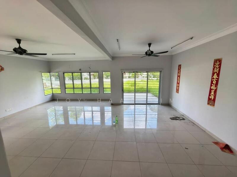 For Rent - Semi-Detached House at Bandar Seri Coalfields