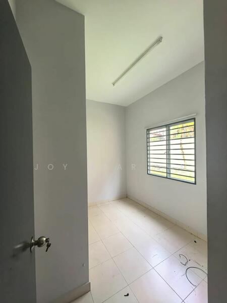 For Rent - Semi-Detached House at Bandar Seri Coalfields