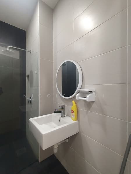 Servis Apartment untuk Dijual di TRiGON Luxury Residences - Nicole Chai - Bathroom - PropertyGuru.com.my