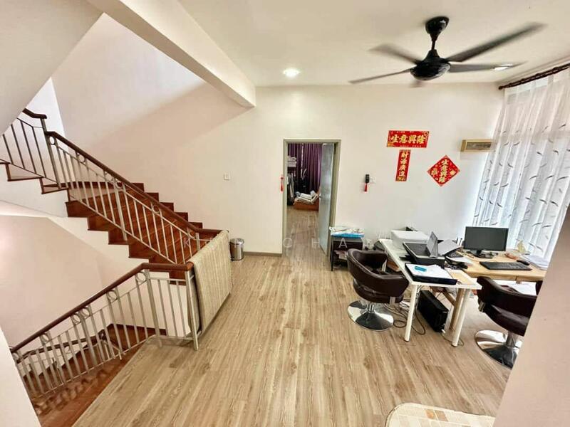 For Sale - 3Taman Bukit Jaya storey semid@