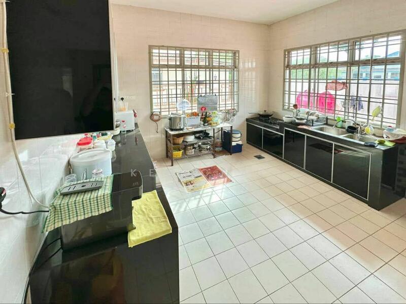 For Sale - 3Taman Bukit Jaya storey semid@