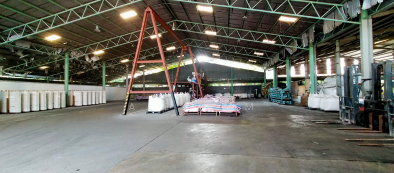 For Rent - 5 Acres Industrial Land with Office & Factory Senawang Industrial Estate For Rent