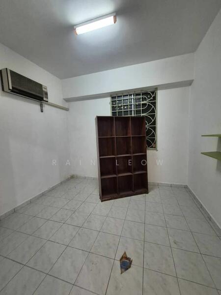 Untuk Disewa - Green Acre