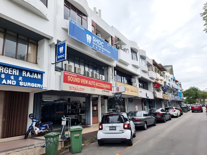 For Rent - Taman Megah