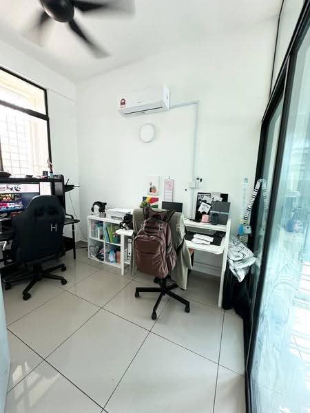 2-storey Terraced House for Sale in Bandar Seri Alam (Masai) - Hooi Yee Lee - PropertyGuru.com.my
